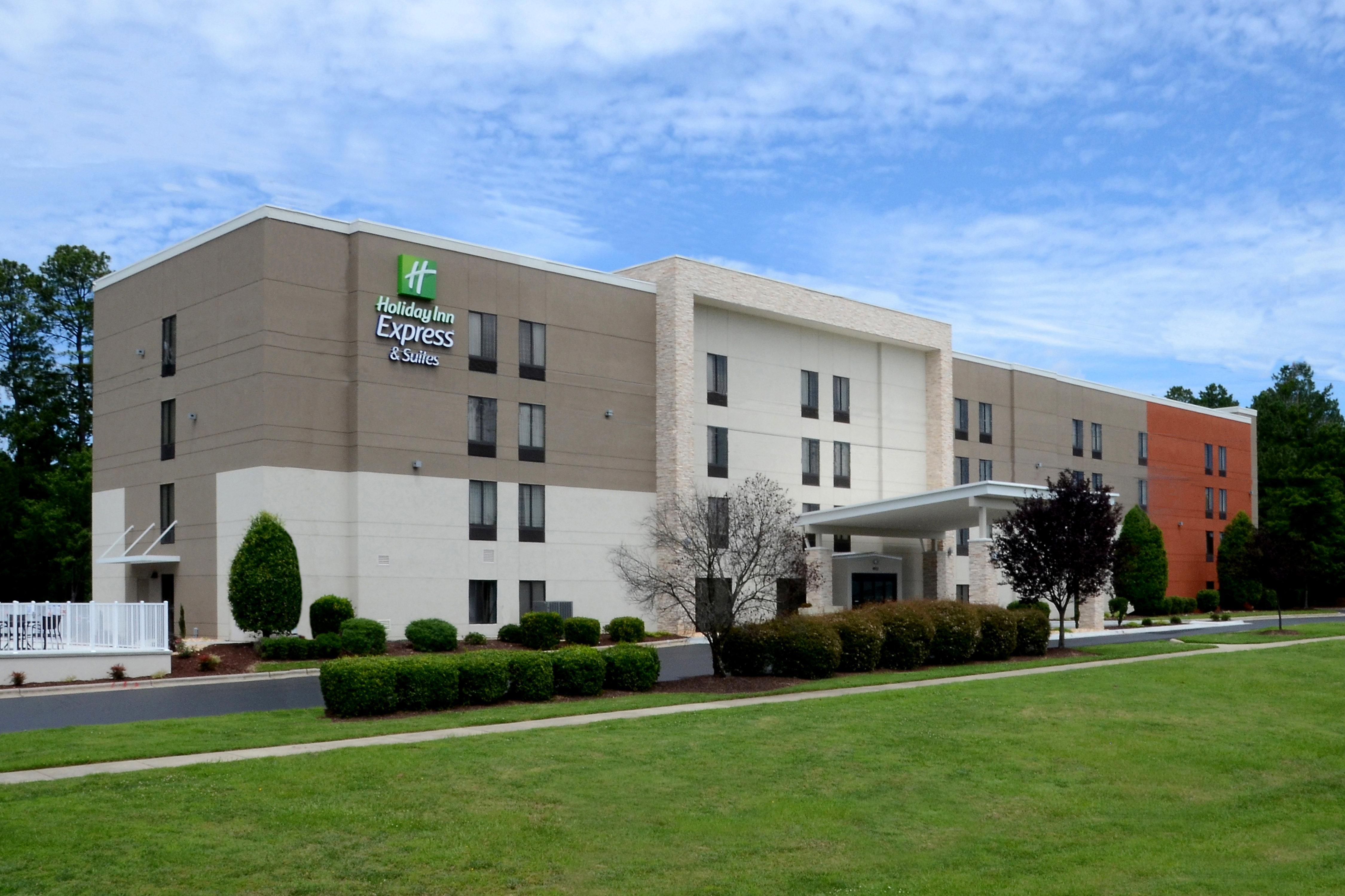 Holiday Inn Express & Suites Raleigh Durham Airport At Rtp By Ihg Exterior photo