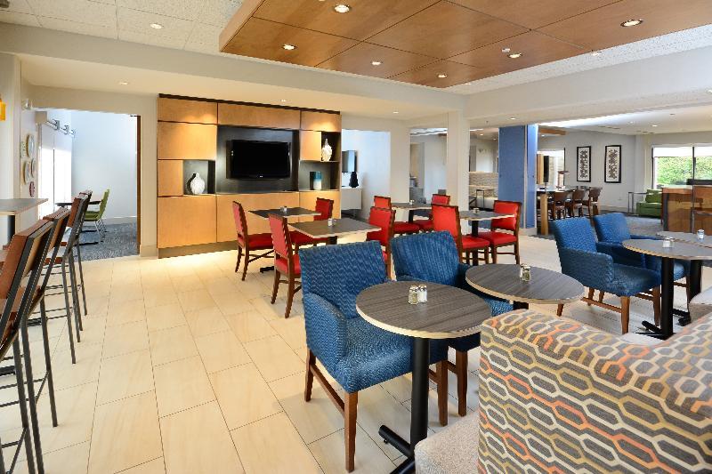 Holiday Inn Express & Suites Raleigh Durham Airport At Rtp By Ihg Exterior photo